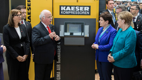 German Chancellor Angela Merkel and Polish Prime Minister Beata Szydlo paid a visit to Kaeser Kompressoren’s trade fair stand at Hannover Messe 2017.