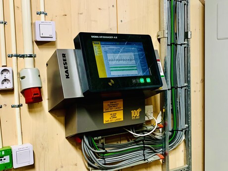 SIGMA AIR MANAGER 4.0 styr tryckluftsstationen och säkerställer ett jämnt utnyttjande.